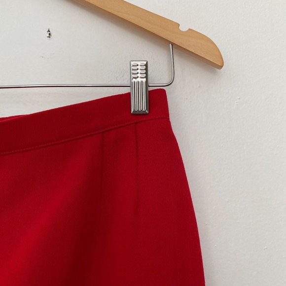 Giorgio Armani Red Mini Skirt - Picture 4 of 4